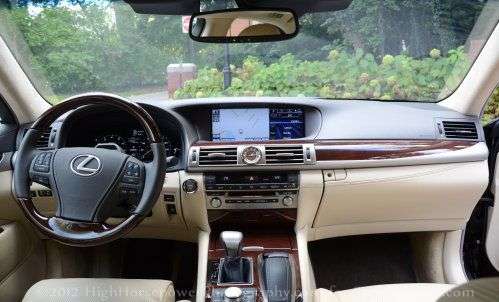 The front interior of the 2013 Lexus LS460L AWD