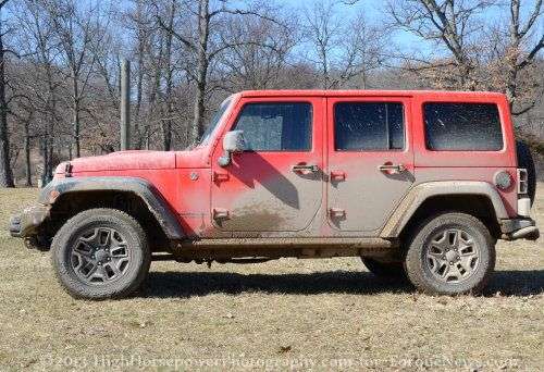 The side profile of the 2013 Jeep Wrangler Unlimited Moab Edition