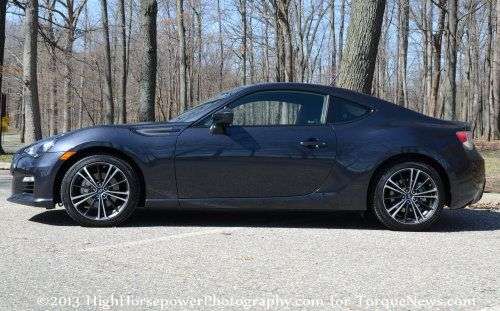 The side profile of the 2013 Subaru BRZ Premium 