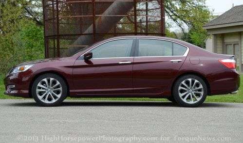 The side profile of the 2013 Honda Accord Sport