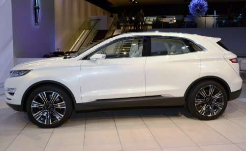 The side profile of the new Lincoln MKC Concept