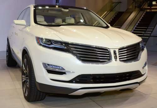 The front end of the new Lincoln MKC Concept