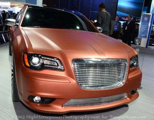 The front end of the Chrysler 300S Turbine Concept
