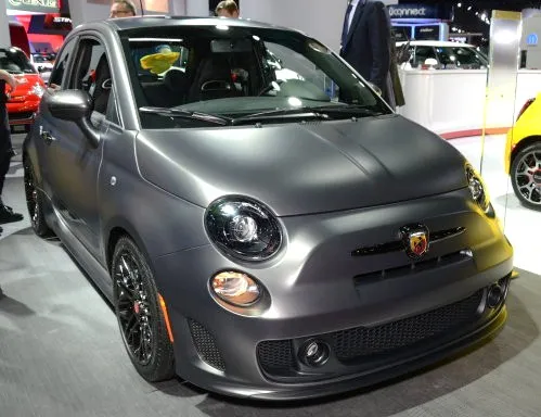 The front end of the Fiat 500 Abarth Tenebra Design Concept
