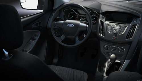 The interior of the 2012 Ford Focus SE