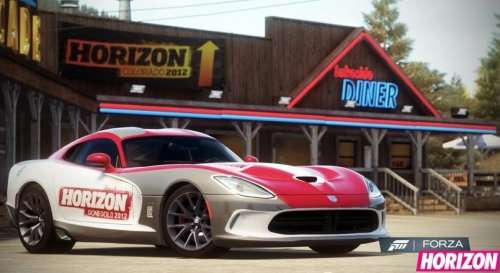 The custom "Gold Rush" 2013 SRT Viper GTS from Forza Horizon