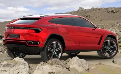 The rear end of the new Lamborghini Urus SUV