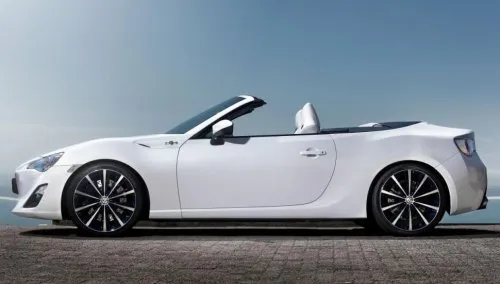 The side profile of the Toyota GT86 Open Concept