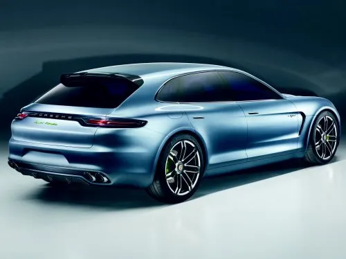 The rear end of the new Porsche Panamera Sport Turismo Concept