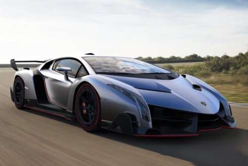 The Lamborghini Veneno in action from the front