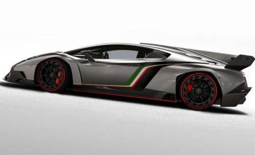 The side profile of the Lamborghini Veneno LP740-4