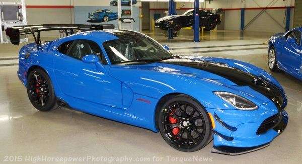 2016 Viper ACR in Competition Blue