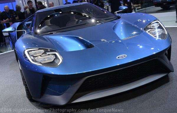 2016 Ford GT front