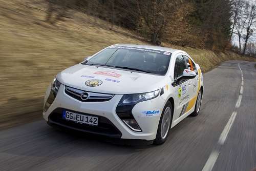 opel ampera