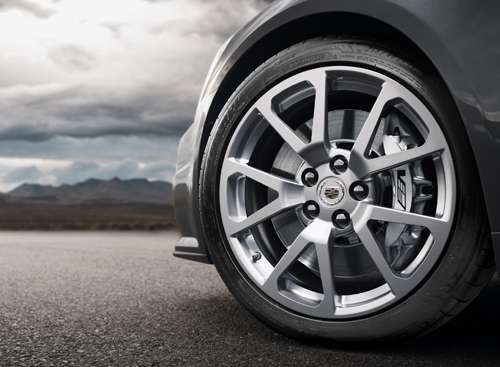2012 Cadillac CTS-V Sedan wheels
