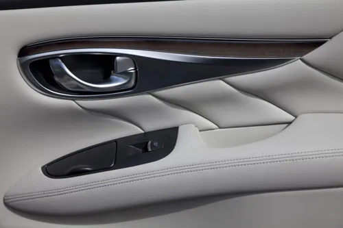 2012 Infiniti M56 front LED head lamp.