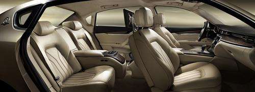 2014 Maserati Quattroporte full interior