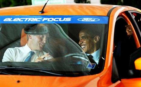 Obama in Ford Focus Electric