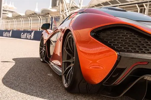 McLaren P1 on the track in Bahrain
