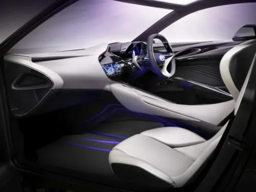 Infiniti Emerg-E passenger cockpit