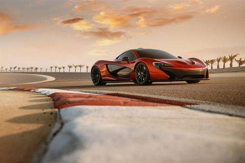 McLaren P1 on the track in Bahrain