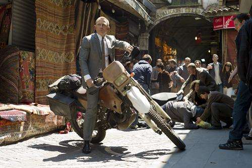 James Bond Skyfall Honda