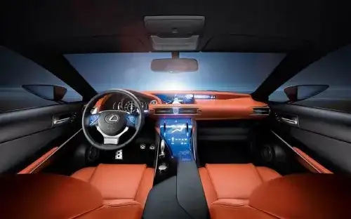 LF-CC interior