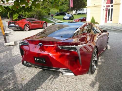 LF-LC rear quarter view