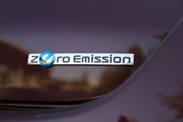 Zero Emissions tag on the 2016 Nissan LEAF