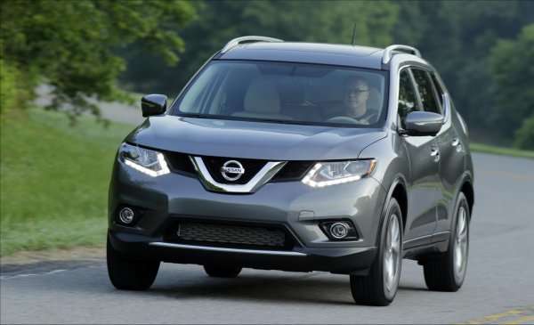 2014 Nissan Rogue on the go
