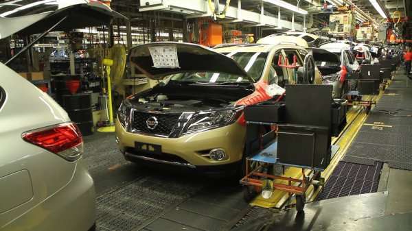 Production line at Nissan in Smyrna Tennessee