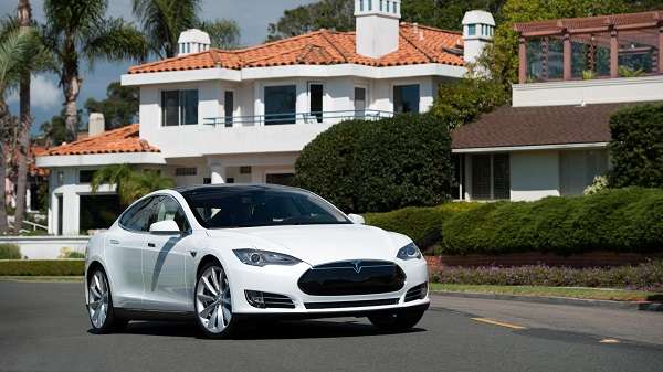 2014 Tesla Model S top green car