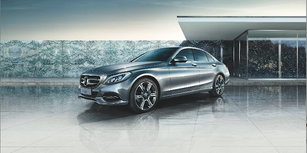 What makes 2015 Mercedes C-Class the best luxury sedan in the segment?