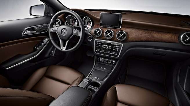 2015 Mercedes-Benz GLA-Class interior