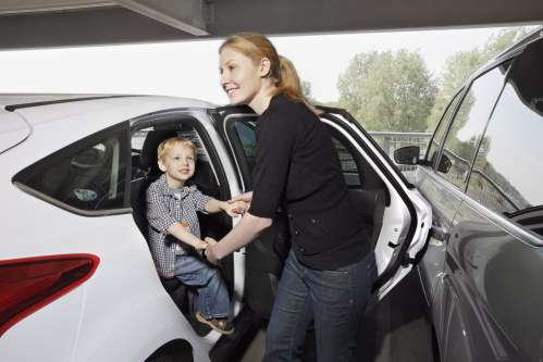 No more, Ouch! as you open the 2012 Ford Focus doors