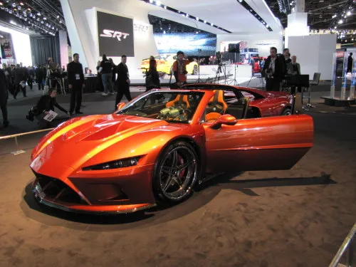 Left-front quarter view of Falcon F7