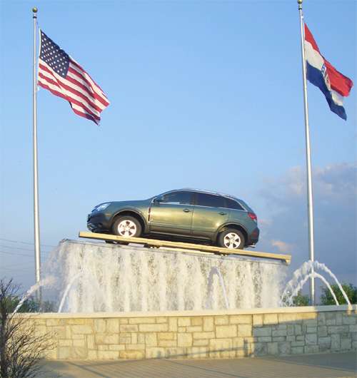 Car Fountain in Kansas City MO