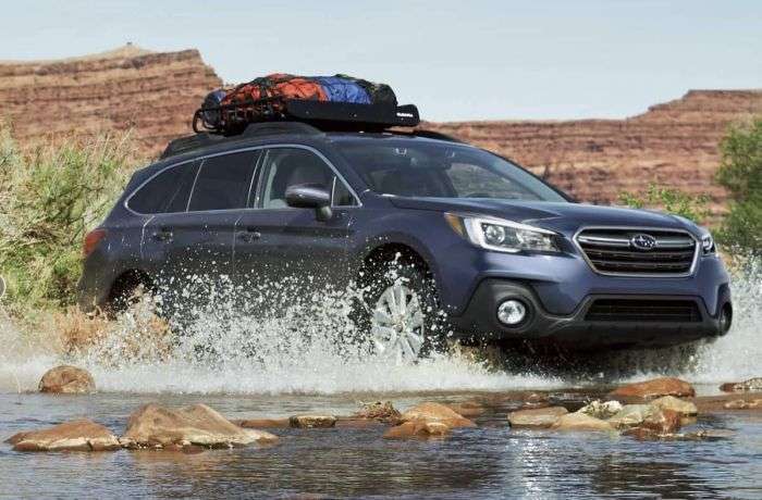 2018 Subaru Outback, 10 Best Family Cars by Parents Magazine and Edmunds