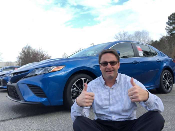 2019 Toyota Camry Blue Color