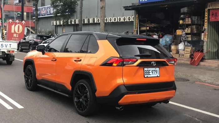 2019 Toyota RAV4 Orange Color