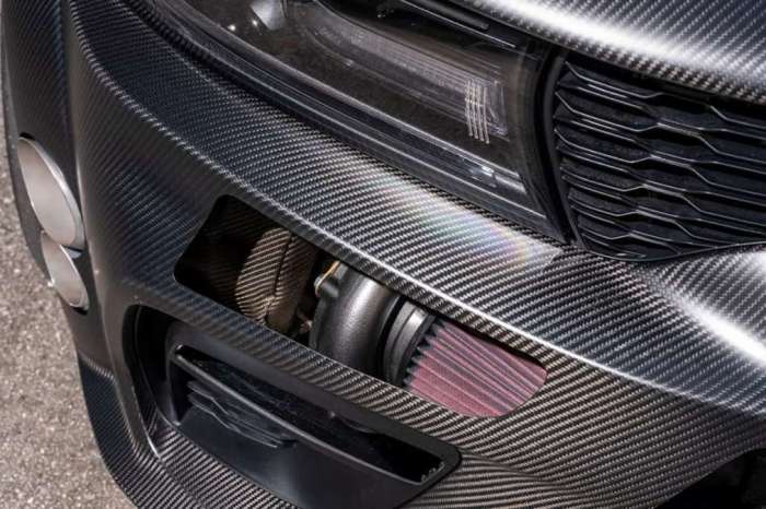 2020 Dodge Charger SRT Hellcat in Carbon Fiber