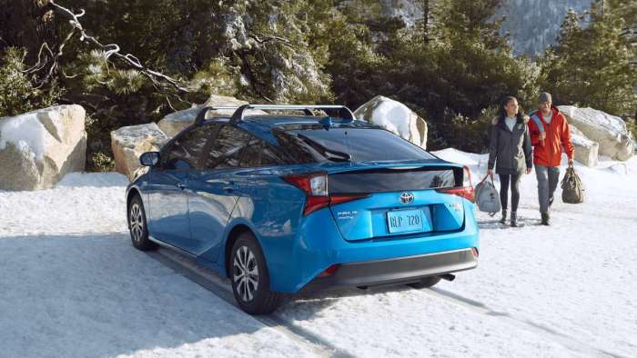 2020 Toyota Prius L Eco Blue Rear Shot Snow 