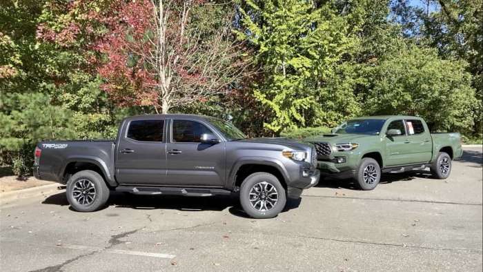2021 Toyota Tacoma TRD Sport Magnetic Gray Metallic Army Green profile view