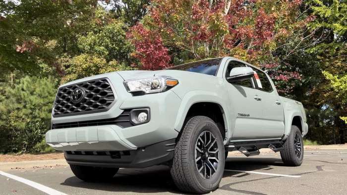 2022 Toyota Tacoma TRD Sport Lunar Rock front end profile view