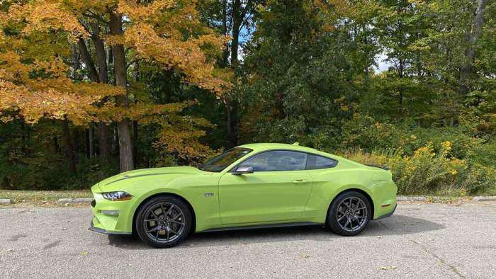 2020 Ford Mustang High Performance 2.3 in Grabber Lime