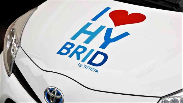 Consumer Reports Picks These New Hybrids Over Others