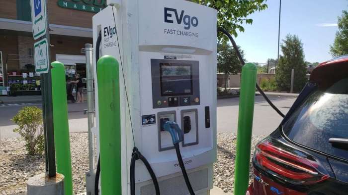 Image of Chevy Bolt charging at EVGo DCFC by John Goreham