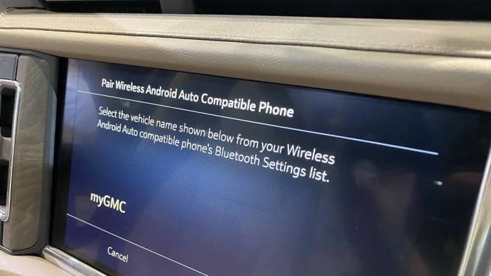 GM wireless Android Auto and Apple CarPlay