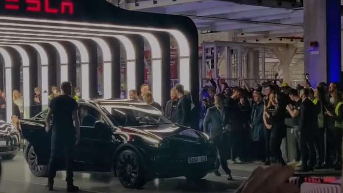 Elon Musk Announces Manganese Battery Cell