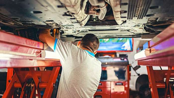 Tips on finding a good mechanic and garage